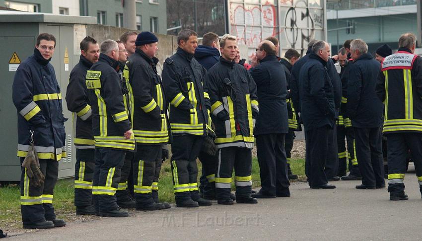Neue LF`s fuer Koeln Uebergabe in Koeln Deutz an den Wachen  P088.JPG
